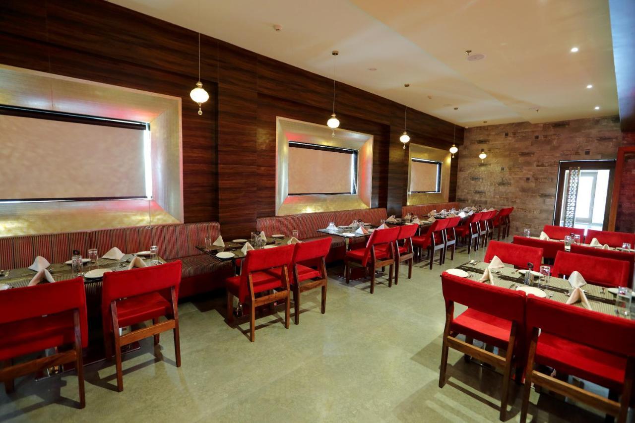 Hotel Kasturi Orchid Pal Exterior photo