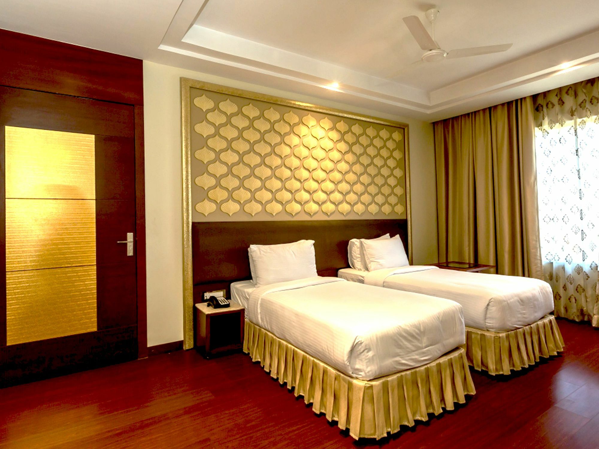 Hotel Kasturi Orchid Pal Exterior photo