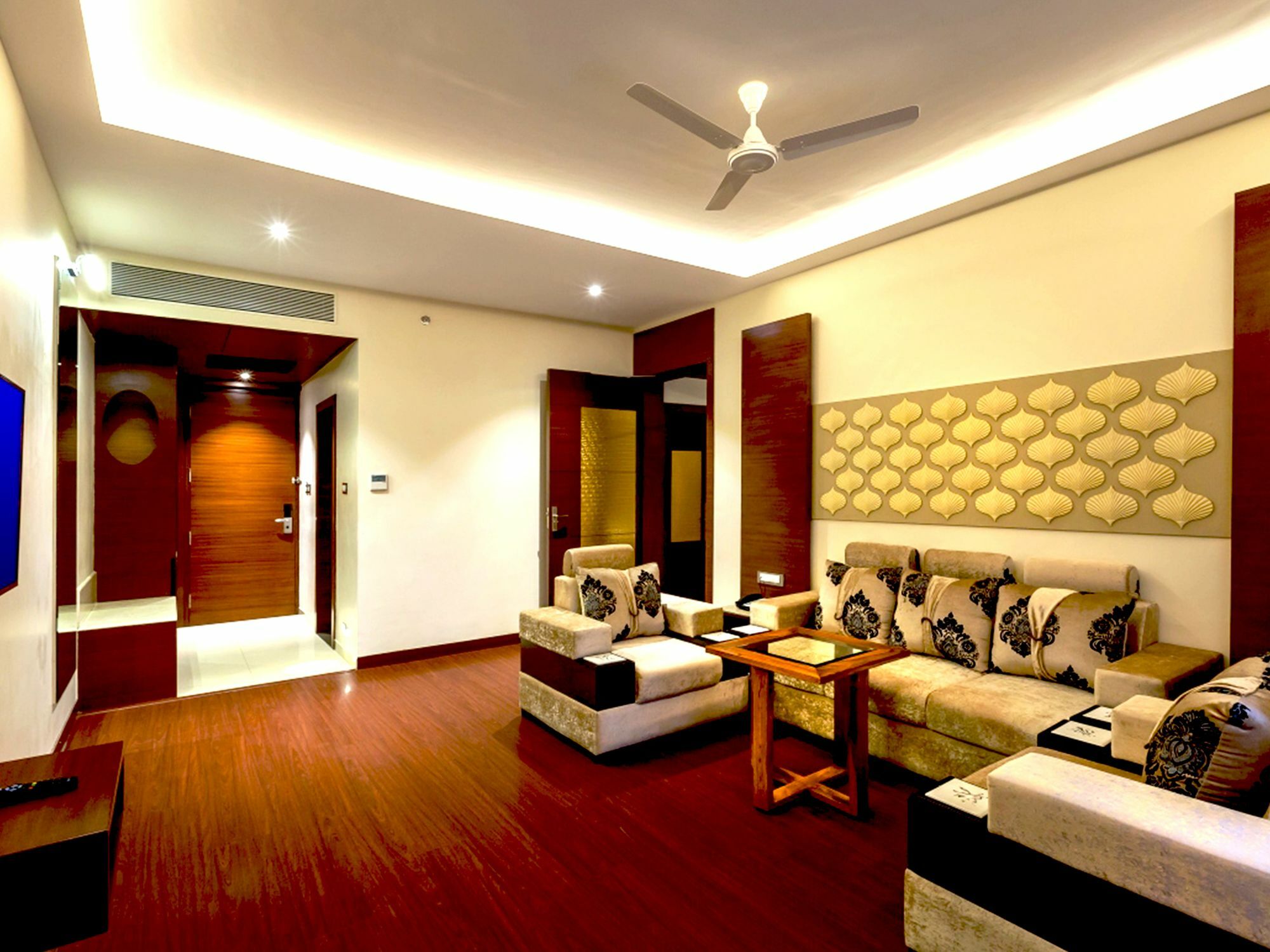 Hotel Kasturi Orchid Pal Exterior photo
